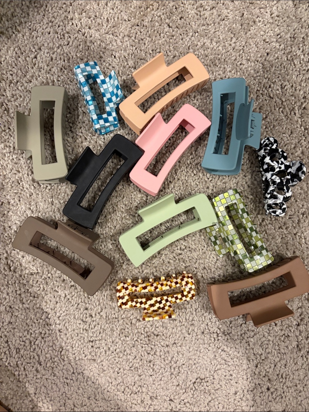 Assorted Hair Claw Clips